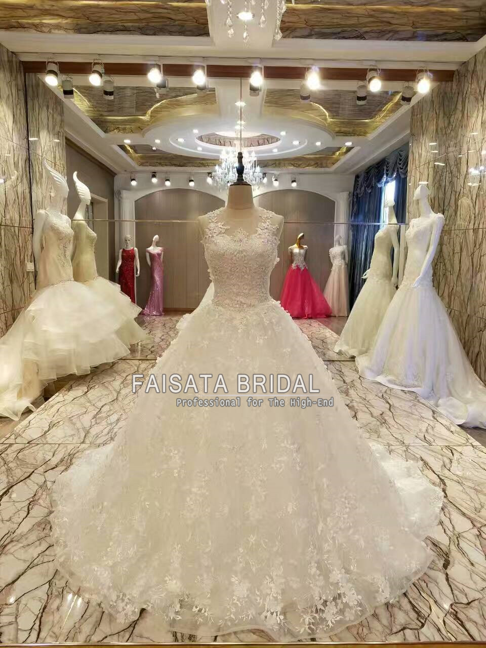 Luxury Shiny Crystal Beading Lace Wedding Dresses 2017 Vintage Ball Gown Vestido De Noiva 2016 Scoop Bridal Gowns High Quality Real Photos